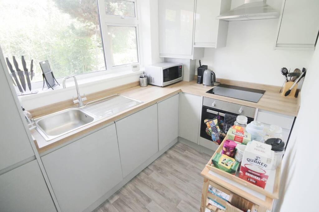 Secluded Central 2 Bed Flat Stratford-upon-Avon Exterior photo